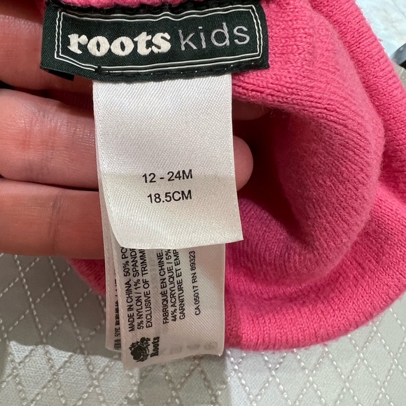 Roots kids hat 12-24m - Picture 3 of 3